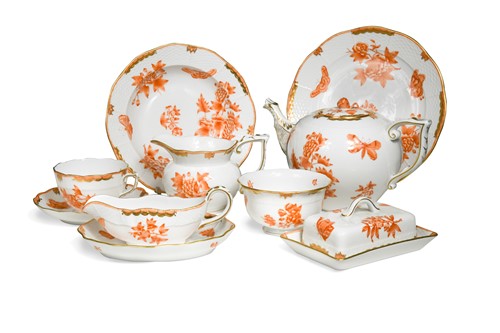 Lot 615 - A Herend Chinese Bouquet or Apponyi pattern part service in orange