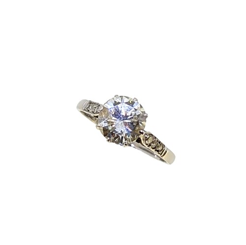 Lot 244 - An early 20th century single stone diamond ring