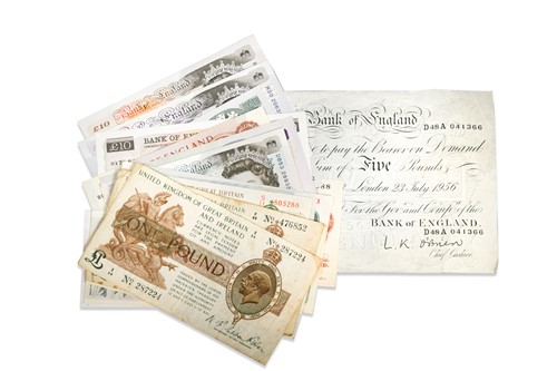 Lot 648 - A collection of English banknotes