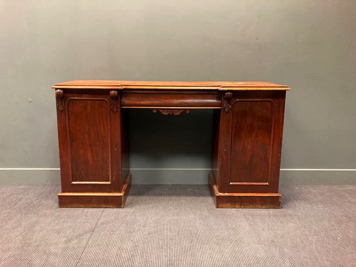 Lot 327 - An early Victorian mahogany inverted...