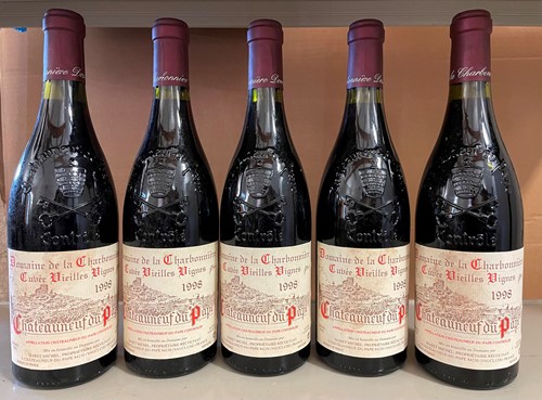 Lot 247 - Chateauneuf du Pape 2001