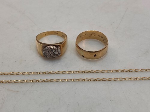 Lot 166 - A stone set ring with a partial '18K' stamp,...