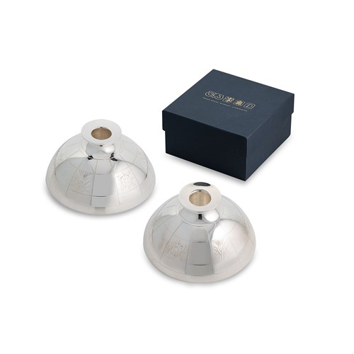 Lot 665 - Edinburgh - A pair of Elizabeth II silver candle holders, mark of Graham Stewart