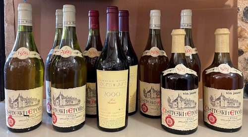 Lot 261 - French regional wines