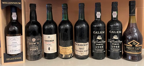 Lot 184 - Vintage Port