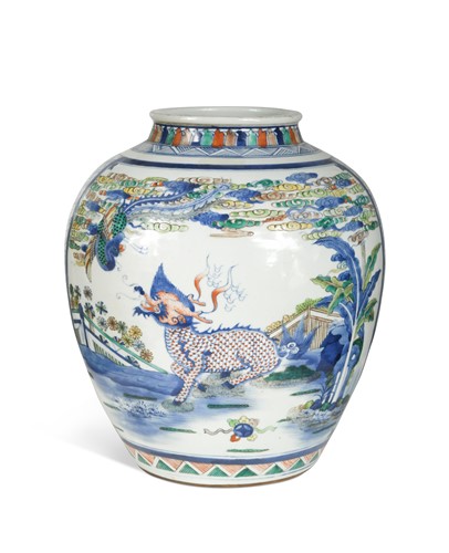 Lot 437 - A Chinese Wucai porcelain ovoid vase, in Transitional style
