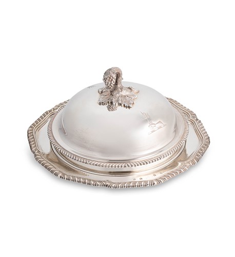 Lot 662 - Edinburgh - A George IV silver muffin dish and cover