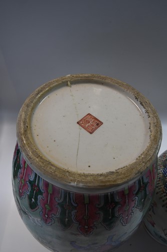 Lot 23 - A Chinese blue and white porcelain barrel seat, Qing Dynasty, 19th century