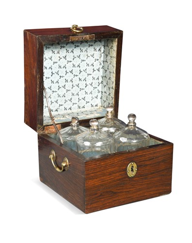 Lot 465 - A George III mahogany and rosewood marquetry decanter box
