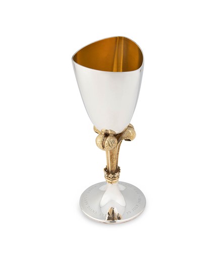 Lot 649 - An Elizabeth II silver commemorative goblet, mark of Stuart Devlin
