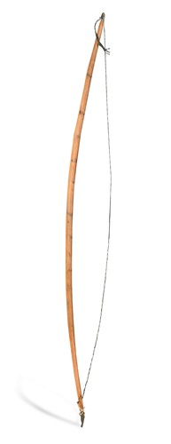 Lot 411 - An English yew wood longbow