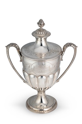 Lot 512 - A George III silver two handled cup and cover