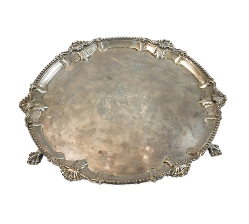 Lot 503 - A George III silver salver