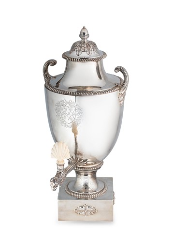 Lot 492 - A George III 18th century silver hot water urn and cover