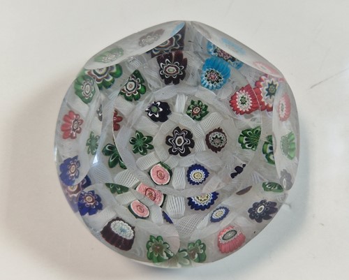 Lot 2 - A facetted Clichy paperweight