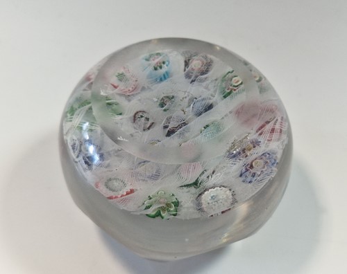 Lot 2 - A facetted Clichy paperweight