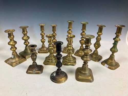 Lot 39 - A quantity of 19th century and later brass...