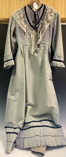 Lot 108 - A Victorian lady's day dress (some fading),...