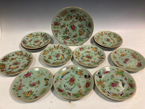 Lot 17 - One Chinese canton dish, 26cm diameter, and...