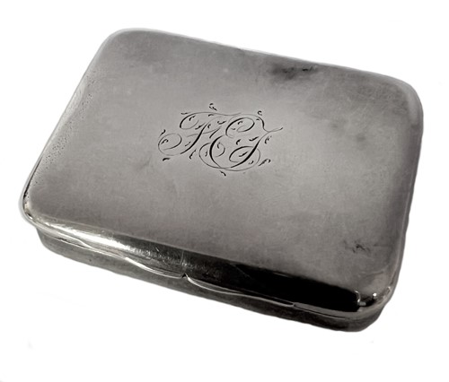 Lot 246 - A George III silver vinaigrette, mark of Samuel Pemberton