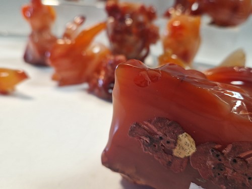 Lot 76 - A collection of seventeen Chinese carved agate animals