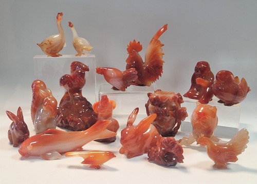 Lot 76 - A collection of seventeen Chinese carved agate animals