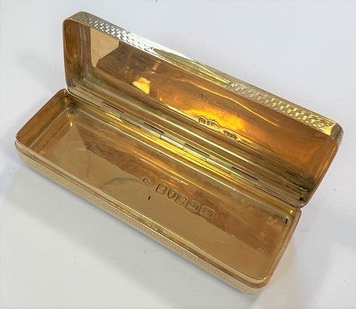 Lot 254 - A George III 18ct gold toothpick box, mark of Alexander J. Strachan