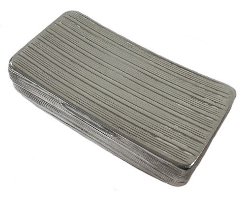 Lot 235 - A George III silver snuff box, mark of Samuel Pemberton