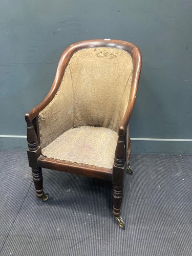 Lot 422 - A 19th century mahogany framed tub back...