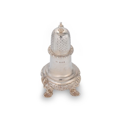 Lot 405 - An Edward VII silver caster