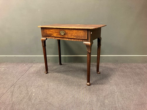 Lot 611 - An oak side table, late 18th century, the...