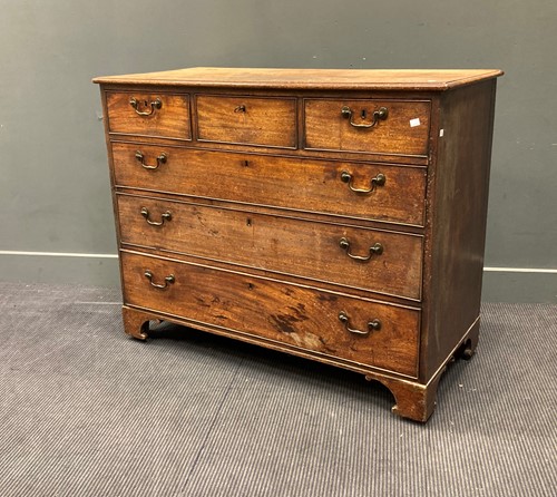 Lot 596 - A George III mahogany chest of drawers, 95 x...