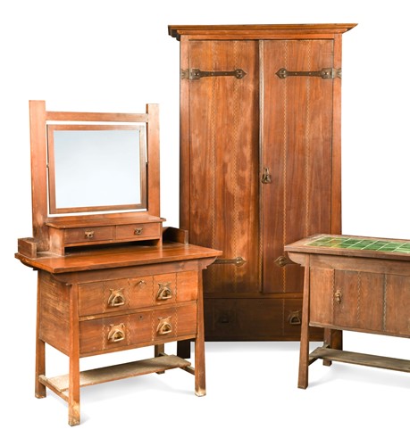 Lot 180 - An Arts & Crafts walnut bedroom suite, possibly by Shapland & Petter