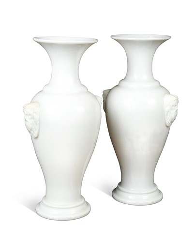 Lot 676 - A pair of imposing milk glass vases, late 19th century