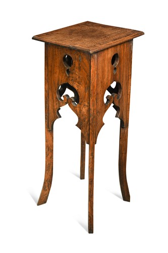 Lot 160 - An Arts & Crafts oak sculpture stand