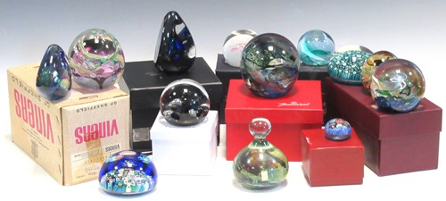 Lot 97 - 20 modern glass paperweights by Caithness and...
