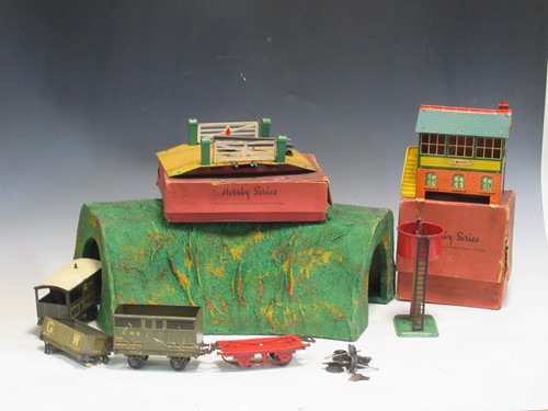 Lot 96 - Hornby Series signal box and level crossing...