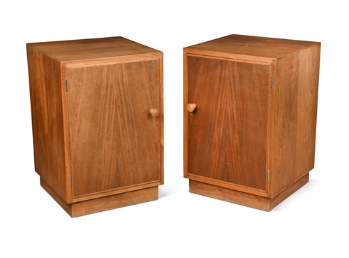 Lot 193 - Gordon Russell, a pair of walnut bedside cupboards