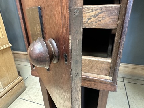 Lot 228 - An Art Deco oak desk
