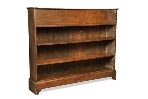 Lot 171 - An Arts & Crafts oak bookcase