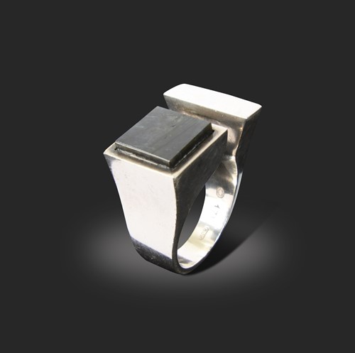 Lot 114 - Bent Gabrielsen for Georg Jensen, a Danish silver ring