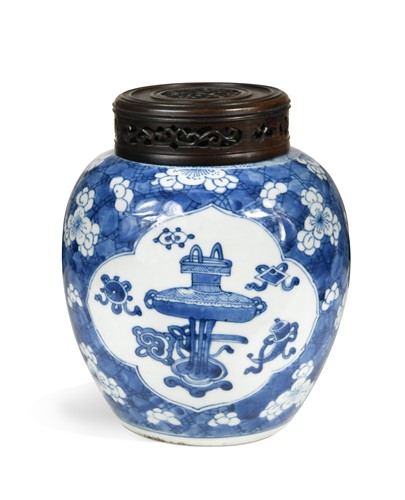 Lot 14 - A Chinese blue and white porcelain ginger jar,  Kangxi (1662-1722)