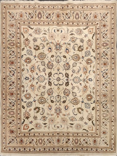 Lot 738 - A Zeigler style carpet, modern