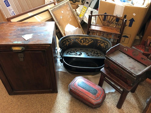 Lot 494 - A collection of miscellaneous objects to...