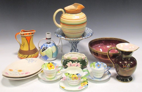 Lot 62 - A collection of Art Deco ceramics to include...