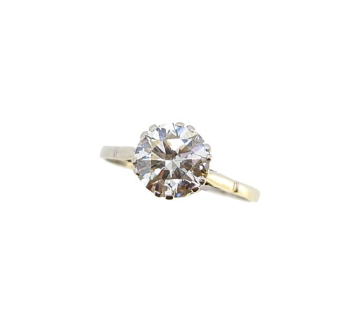 Lot 158 - A diamond single stone ring
