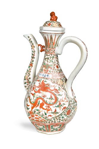 Lot 63 - A Doucai jug and cover, 20th century