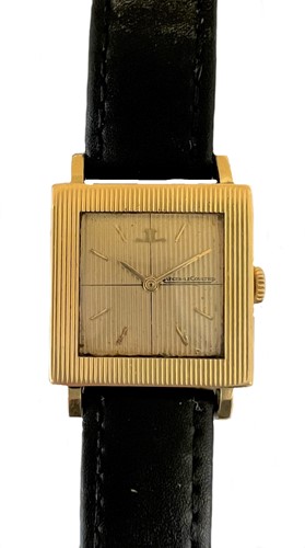 Lot 201 - Jaeger-LeCoultre - An 18ct gold wristwatch