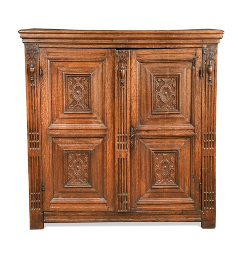 Lot 584 - A Flemish oak press cupboard, late 17th/ early 18th century