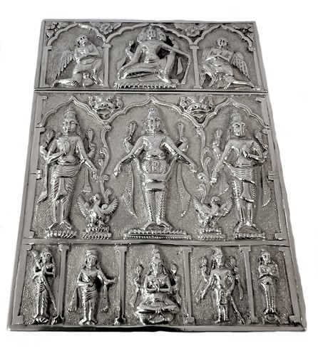 Lot 290 - An Indian metalwares 'Swami style' card case